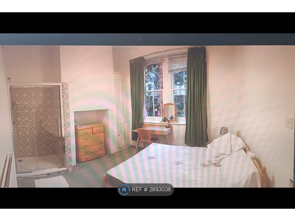 Property photo 3 of 4
