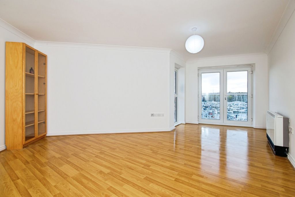 Property photo 2 of 10 Pbox-Img.Jpg