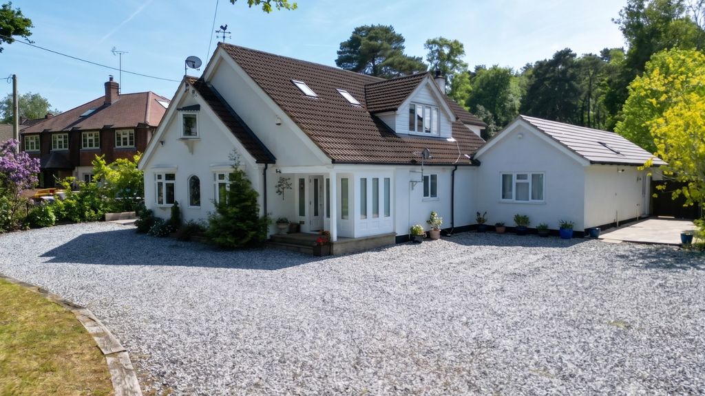 Property photo 1 of 25 5062572