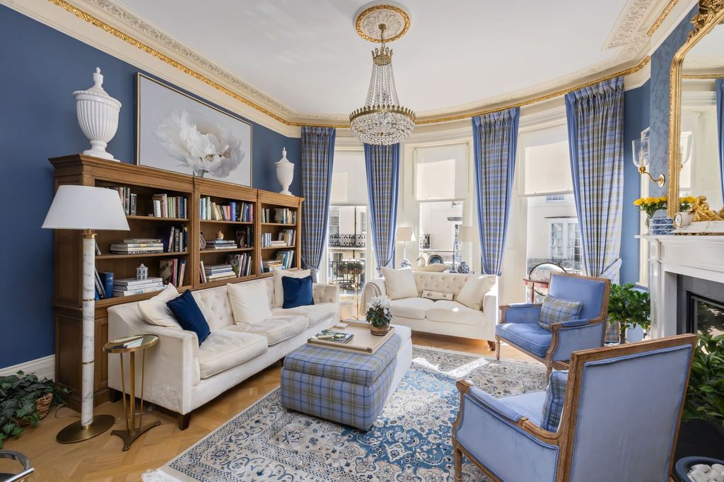 Property photo 2 of 27