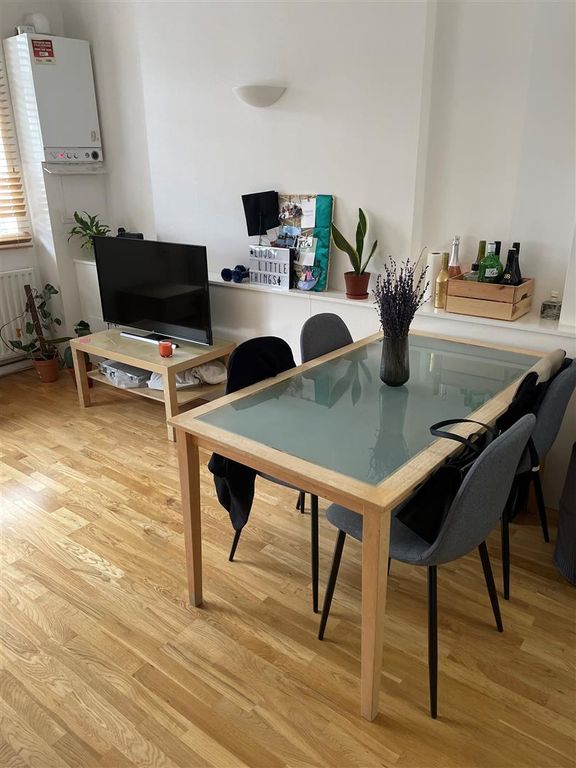 Property photo 3 of 4 Living Room Kitchen Table Rock St.Jpg