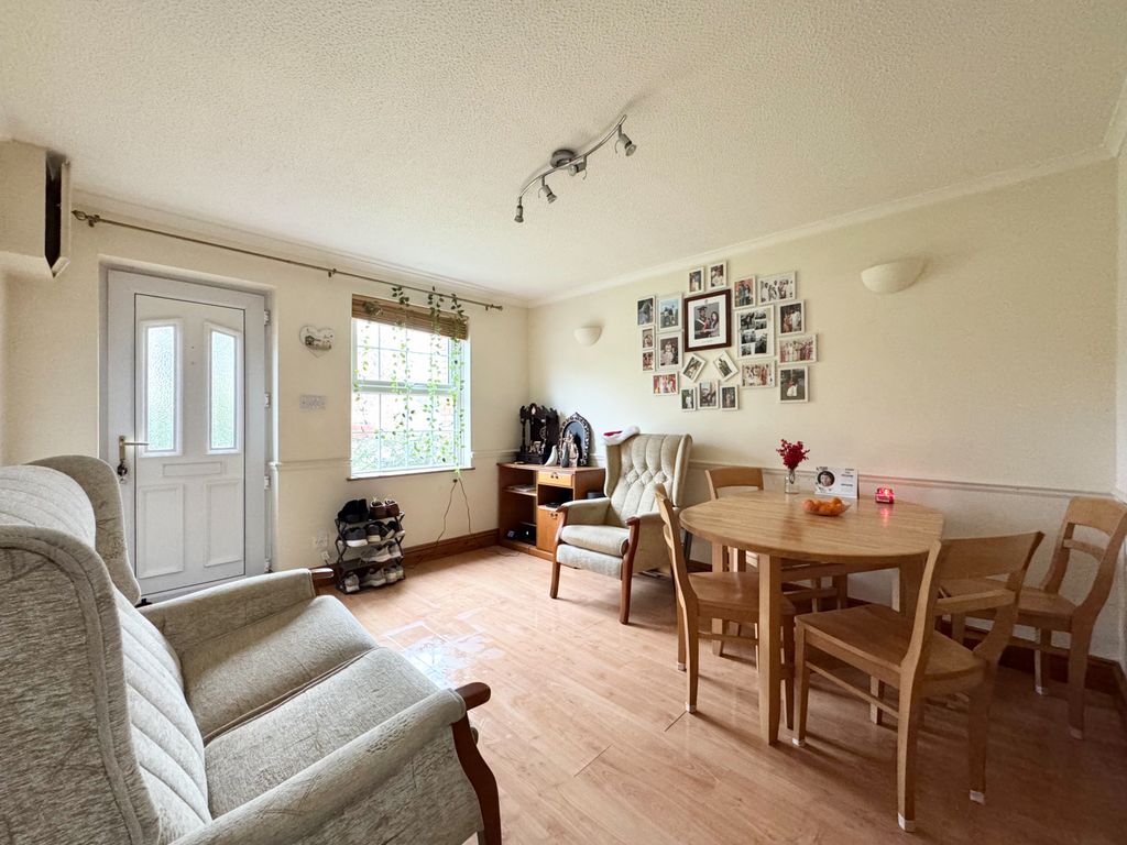 Property photo 3 of 11 Akeman Residential