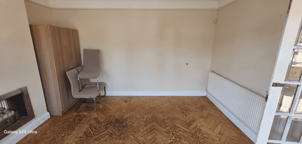 Property photo 3 of 13 3T