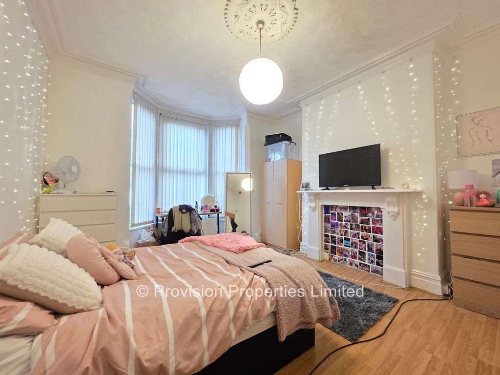 Property photo 1 of 10 Photo