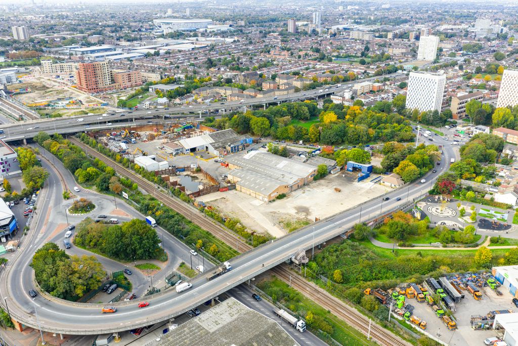 Property photo 1 of 4 Emr Edmonton 5.Jpg