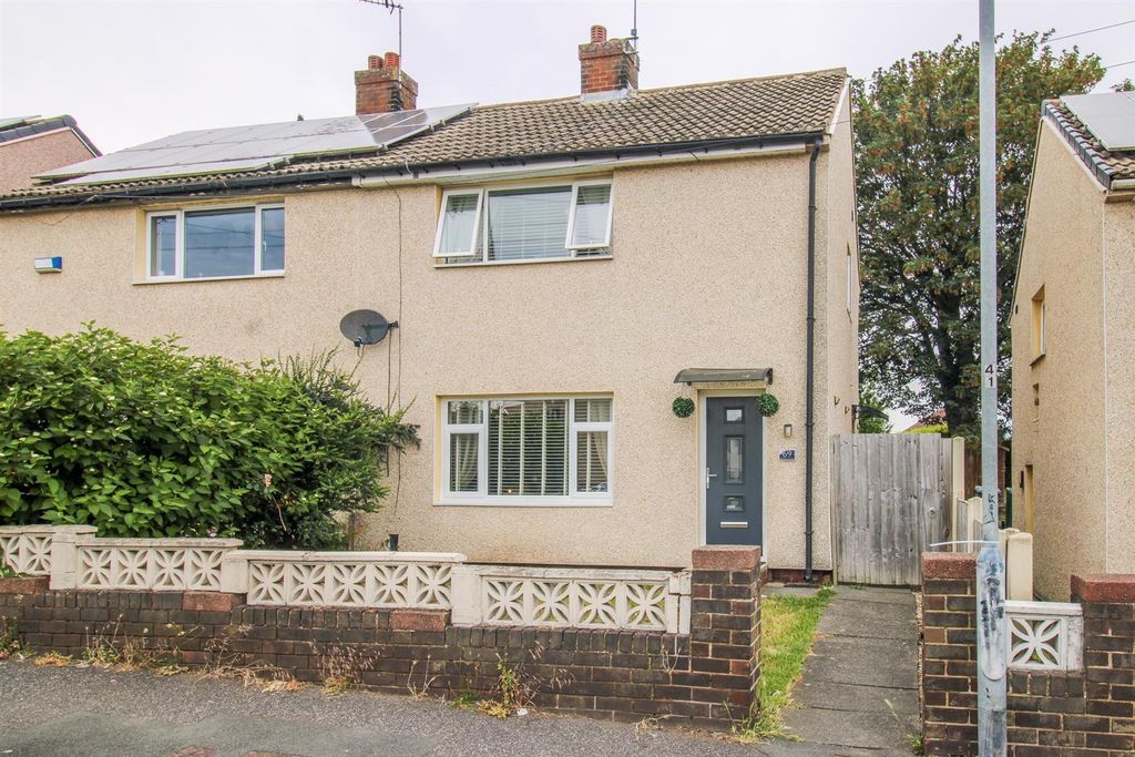 Property photo 1 of 11