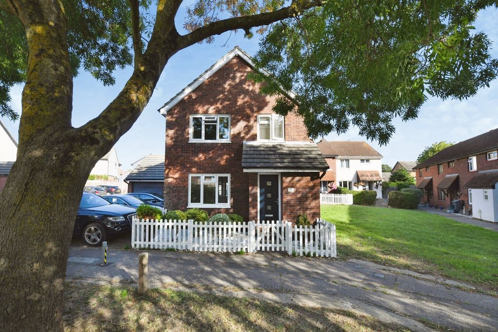Property photo 1 of 17