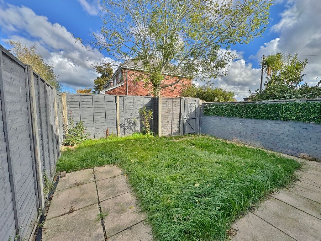 Property photo 2 of 19