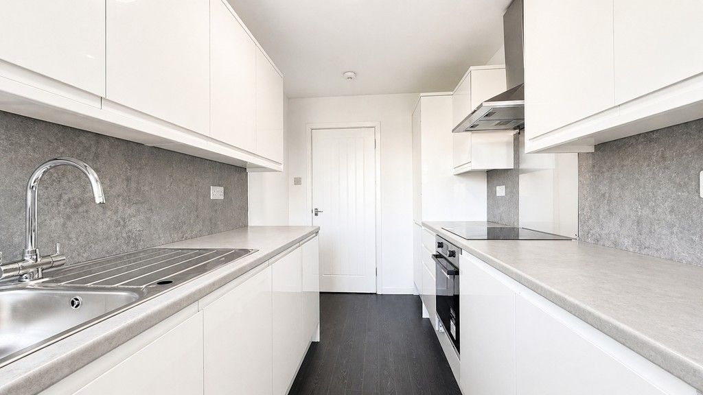 Property photo 3 of 17 3