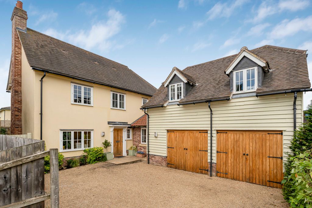 Property photo 1 of 33 1555105