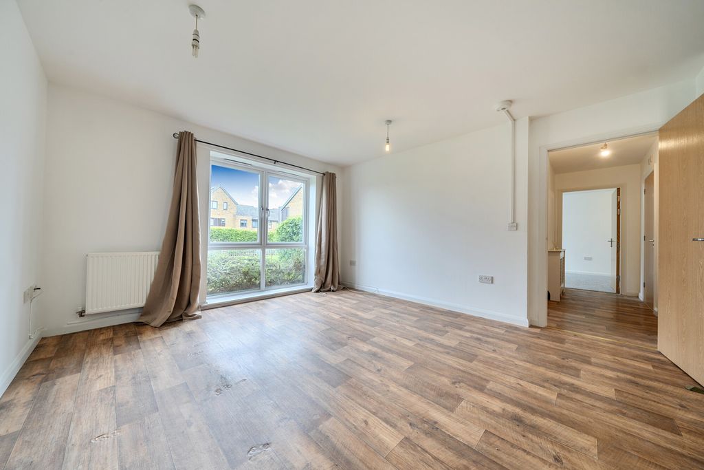 Property photo 3 of 23 Reception