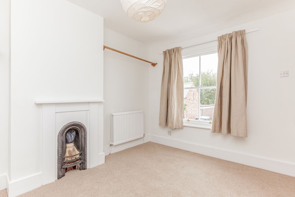 Property photo 2 of 7 109479