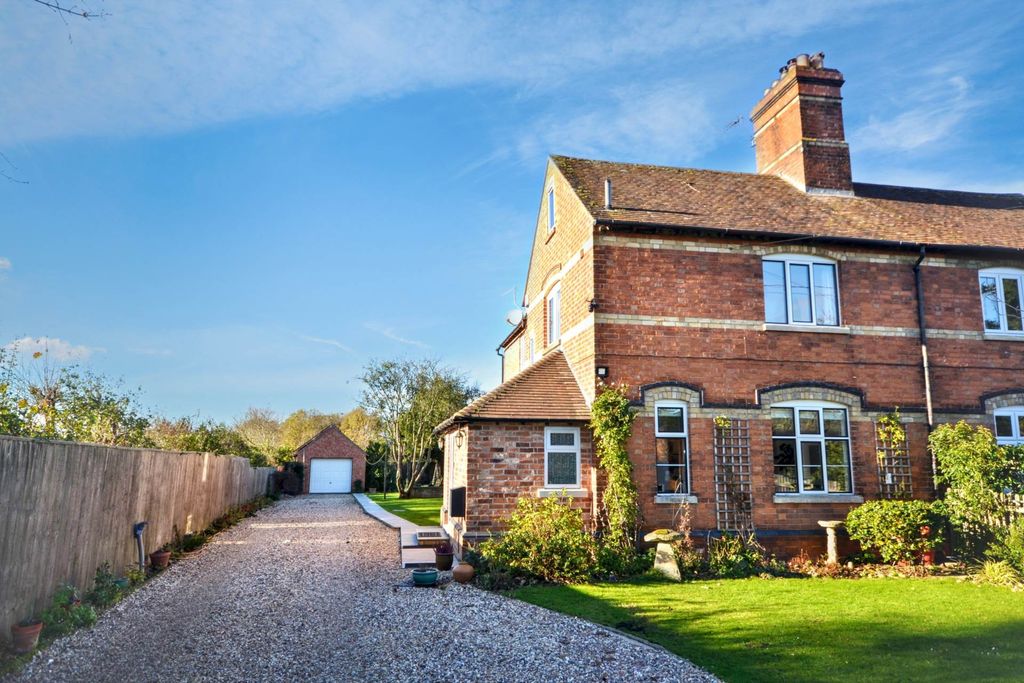 Property photo 1 of 29