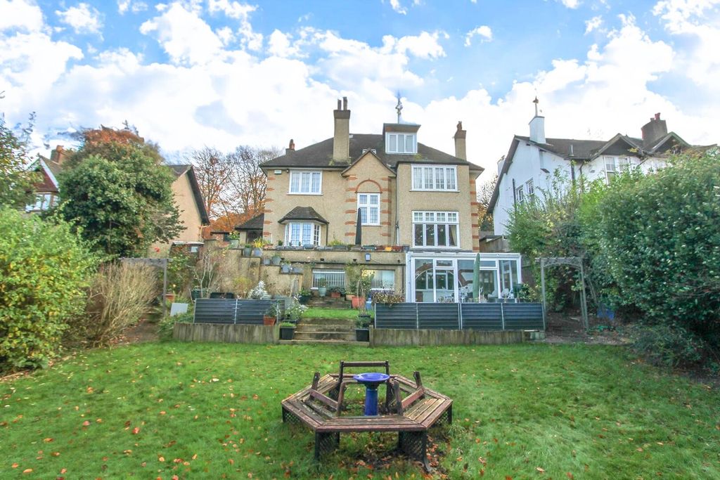 Property photo 2 of 34 8d2c675d-2Ea2-4E61-Bffe-598c427372d9.Jpg