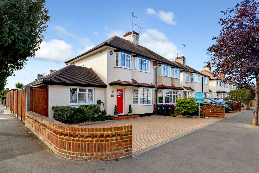 Property photo 1 of 45 Picture No. 05