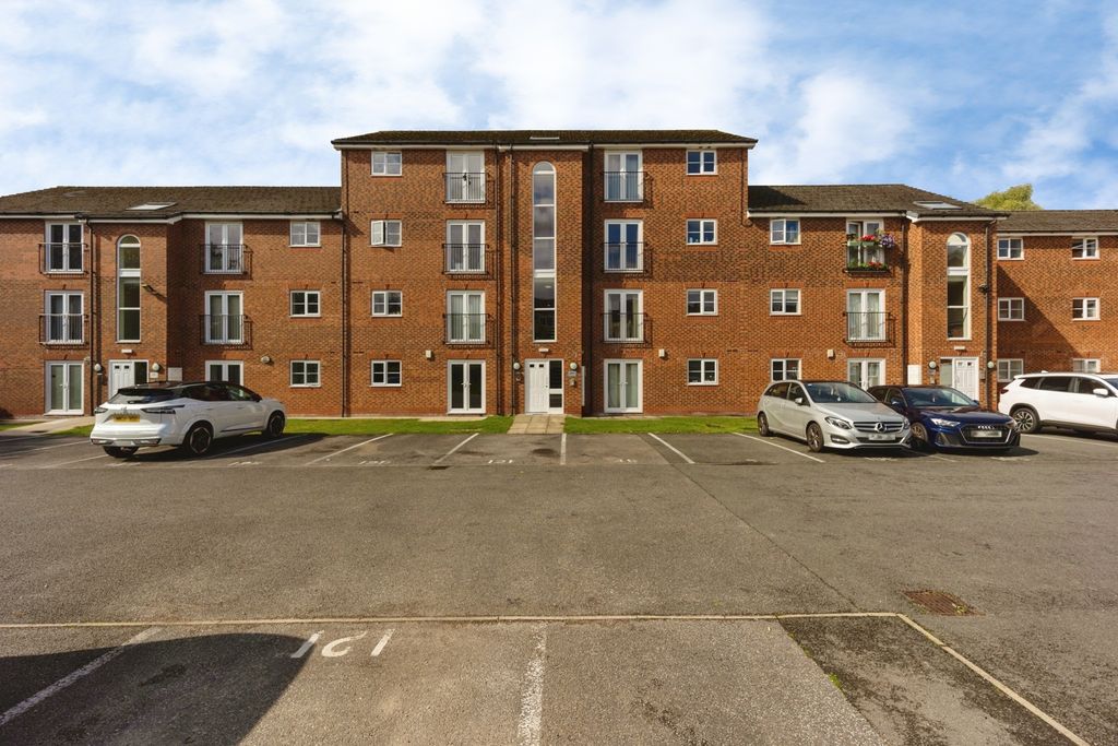 Property photo 1 of 21 Pbox-Img.Jpg