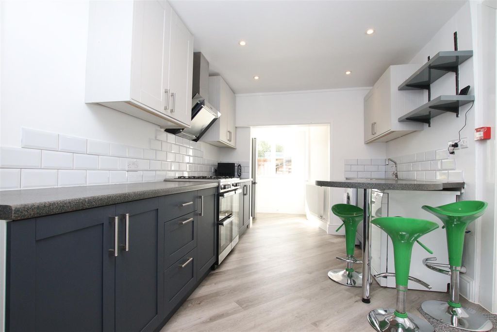 Property photo 2 of 11 Kitchen Dining Room.Jpg