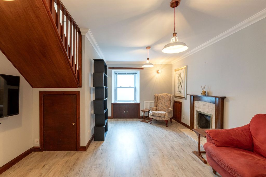 Property photo 2 of 22 Picture No. 02