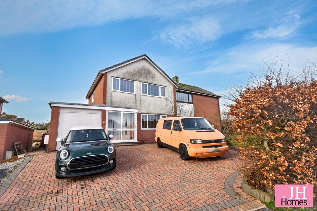 Property photo 1 of 22