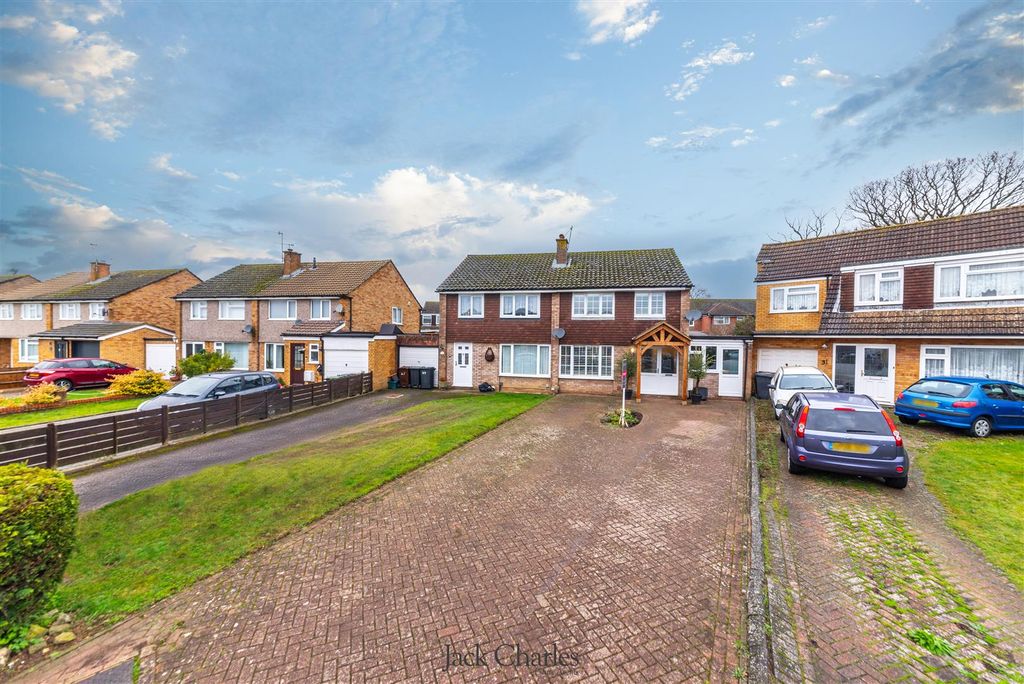 Property photo 1 of 33 29 Newton Avenue-46.Jpg