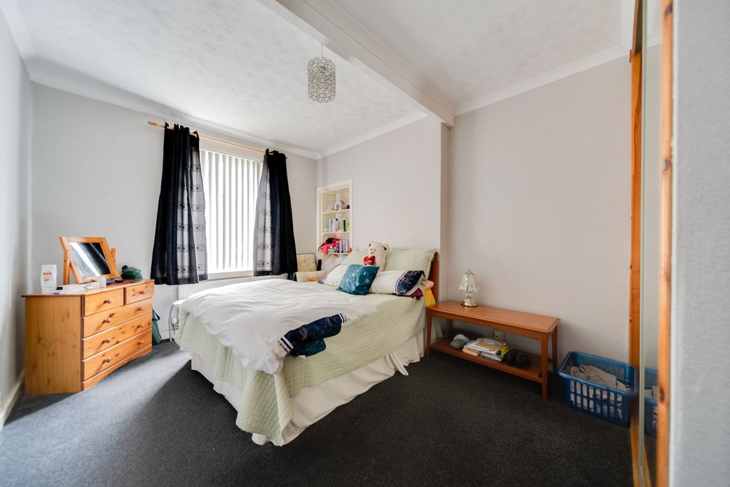 Additional image 12 of 1 bed flat for saleQueen Street, Alva FK12