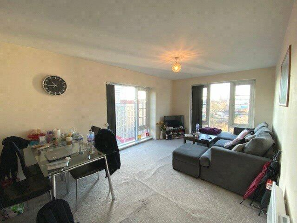 Property photo 2 of 6