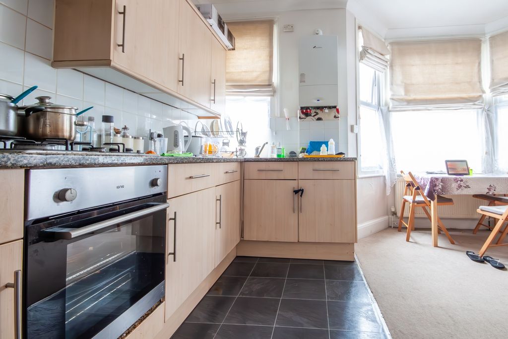 Property photo 2 of 5 Photo 5