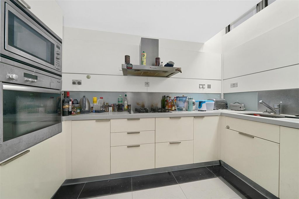 Property photo 3 of 12 Fnfnjnqezuidwimgzwmhbq.Jpg