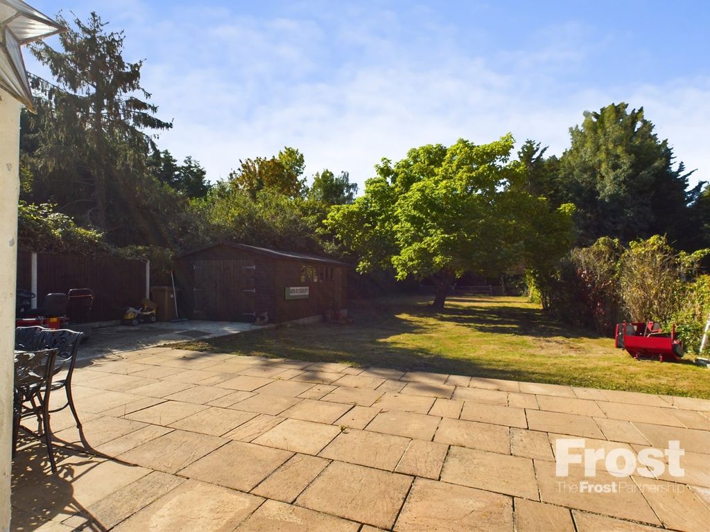 Property photo 3 of 23 Picture No. 28