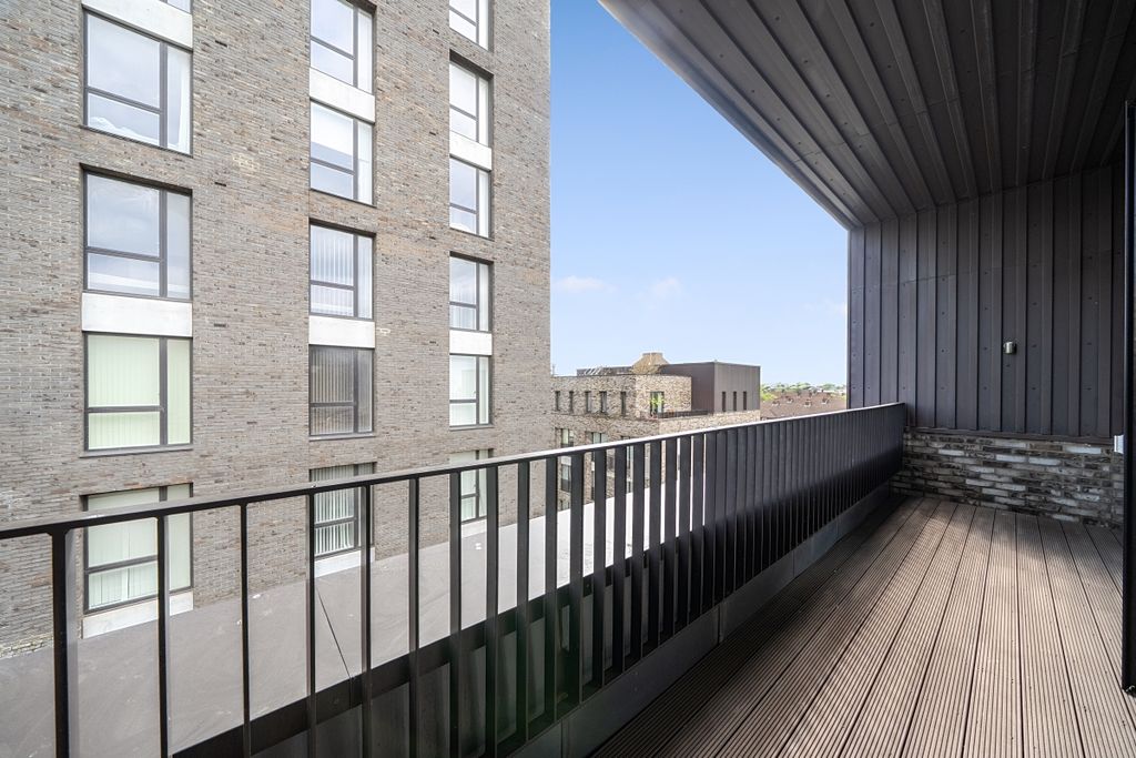 Property photo 2 of 15 1459396-5-6A03382...