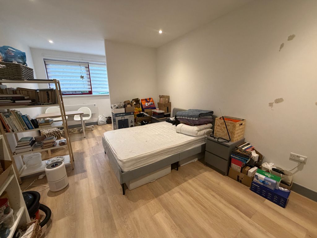 Property photo 3 of 3
