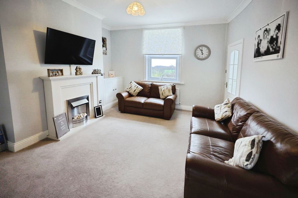 Property photo 3 of 13 Pbox-Img.Jpg