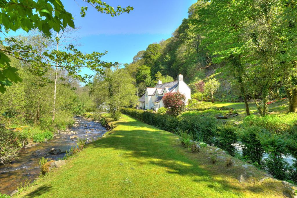 Property photo 1 of 38