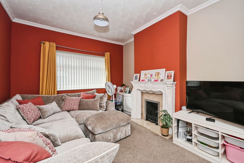 Property photo 3 of 20