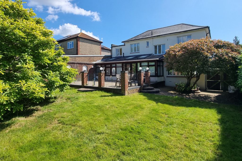 Property photo 1 of 20 20240525_100031