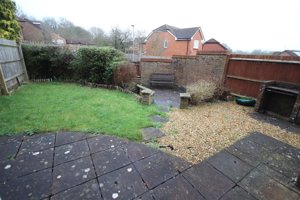 Property photo 3 of 8 Img_9621.Jpg