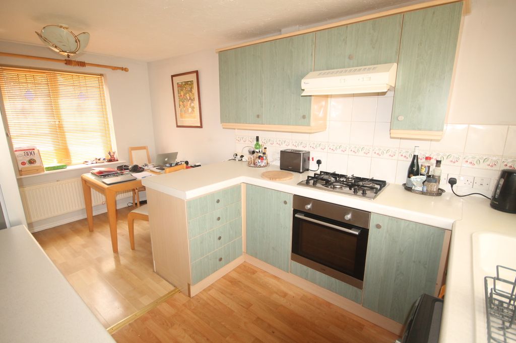 Property photo 2 of 9