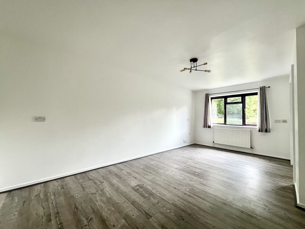 Property photo 2 of 7 Not Specified