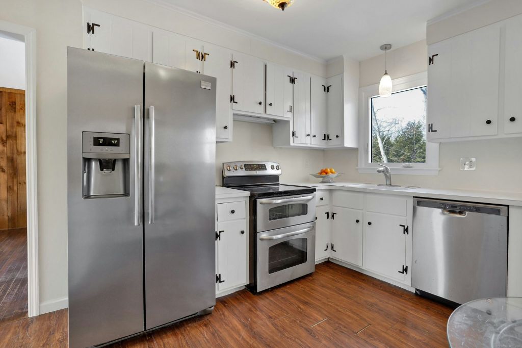 Property photo 3 of 9 <Alttext/>
