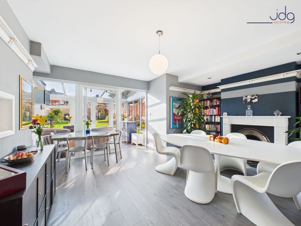 Property photo 3 of 16 Open Plan Living And Dining