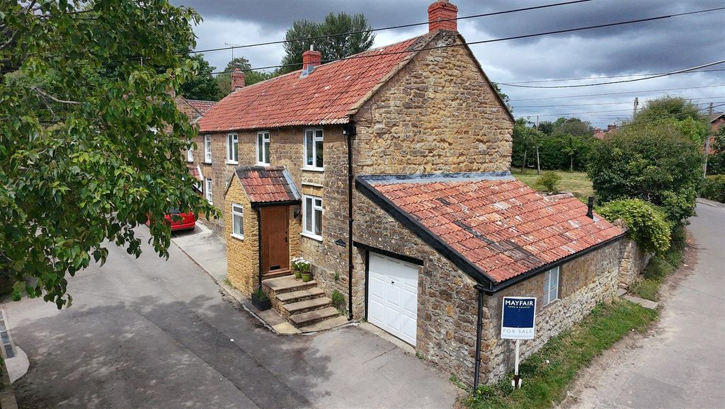 Property photo 1 of 18