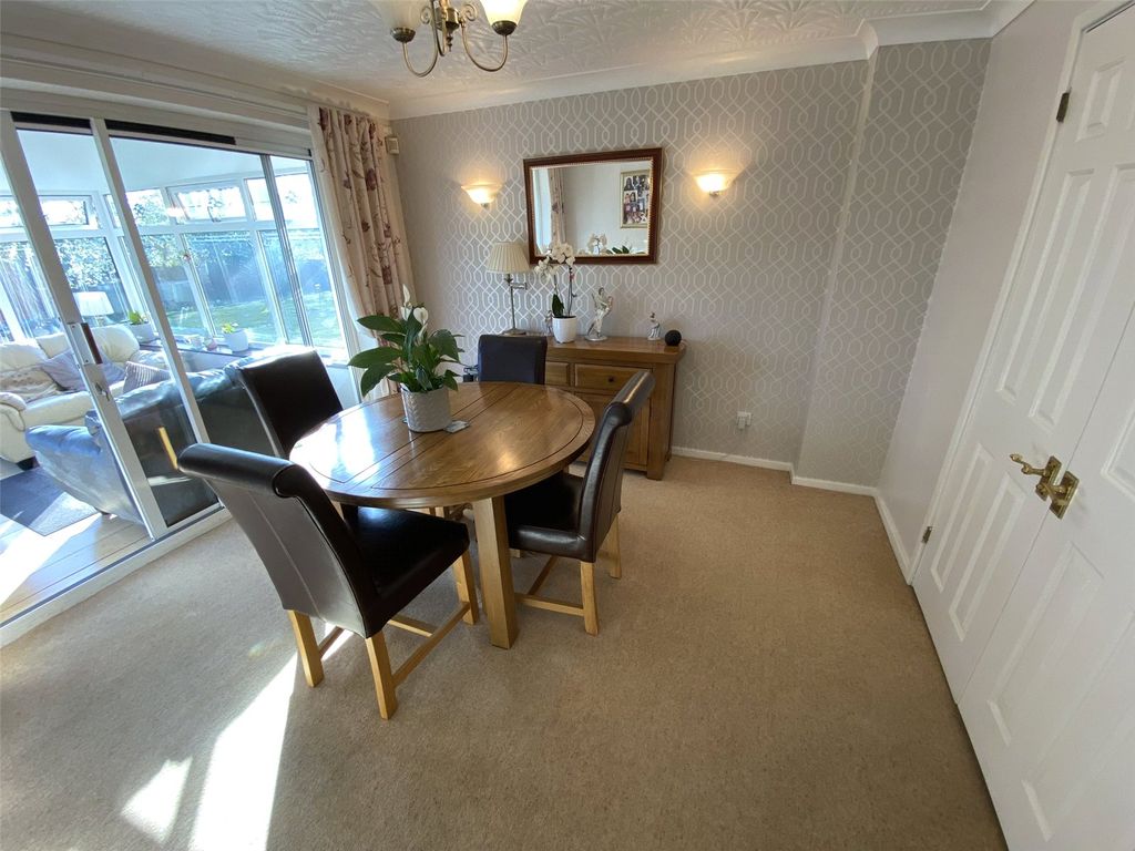 Property photo 3 of 31 Picture No. 17