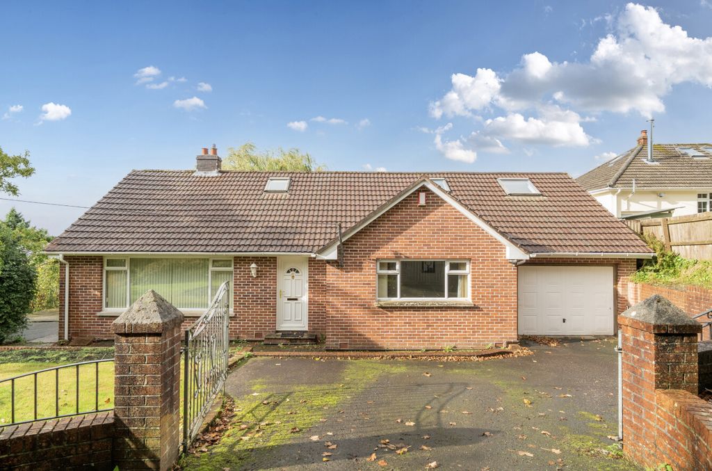 Property photo 1 of 20 1346262-15-68c1Ad...