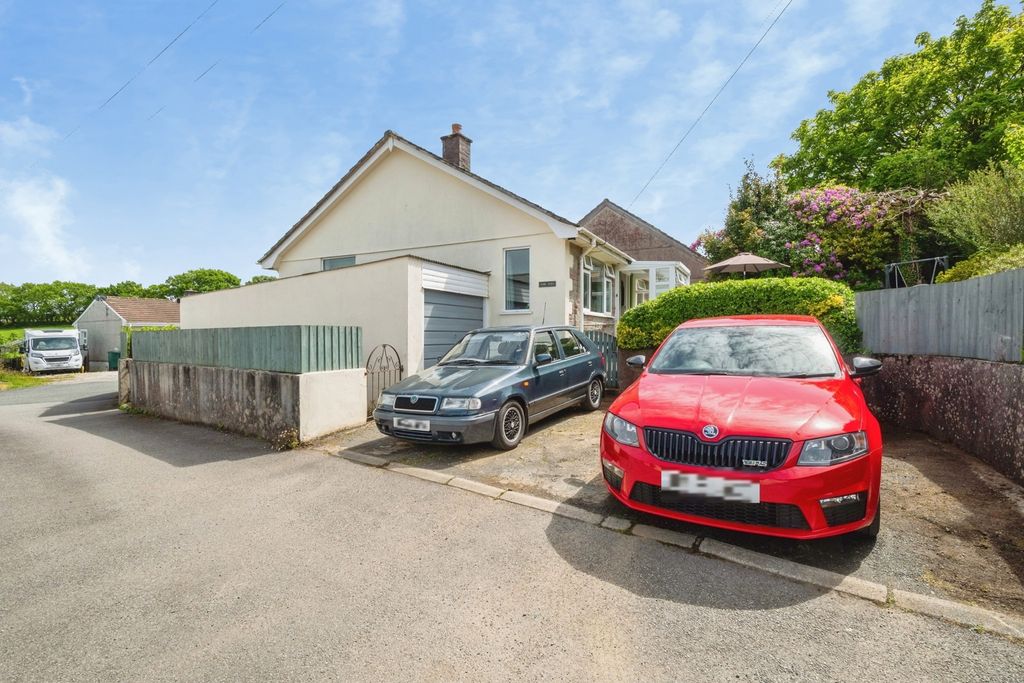 Property photo 1 of 18 Pbox-Img.Jpg