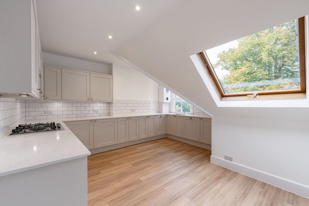 Property photo 3 of 12 3