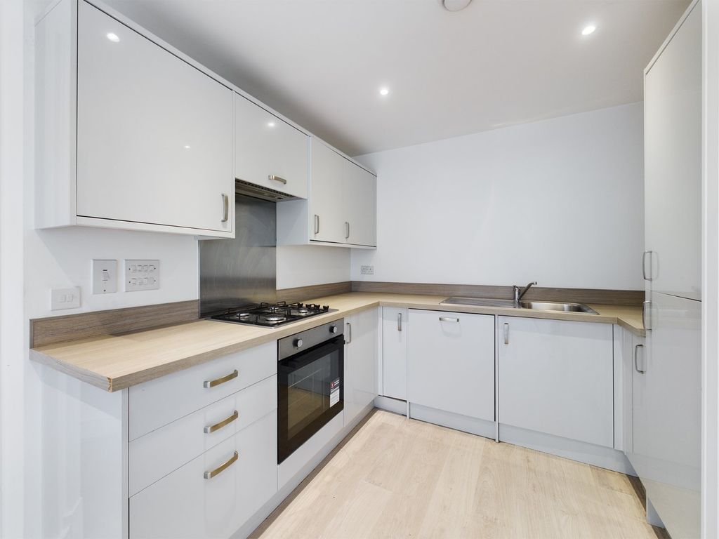 Property photo 2 of 9 Picture No. 13