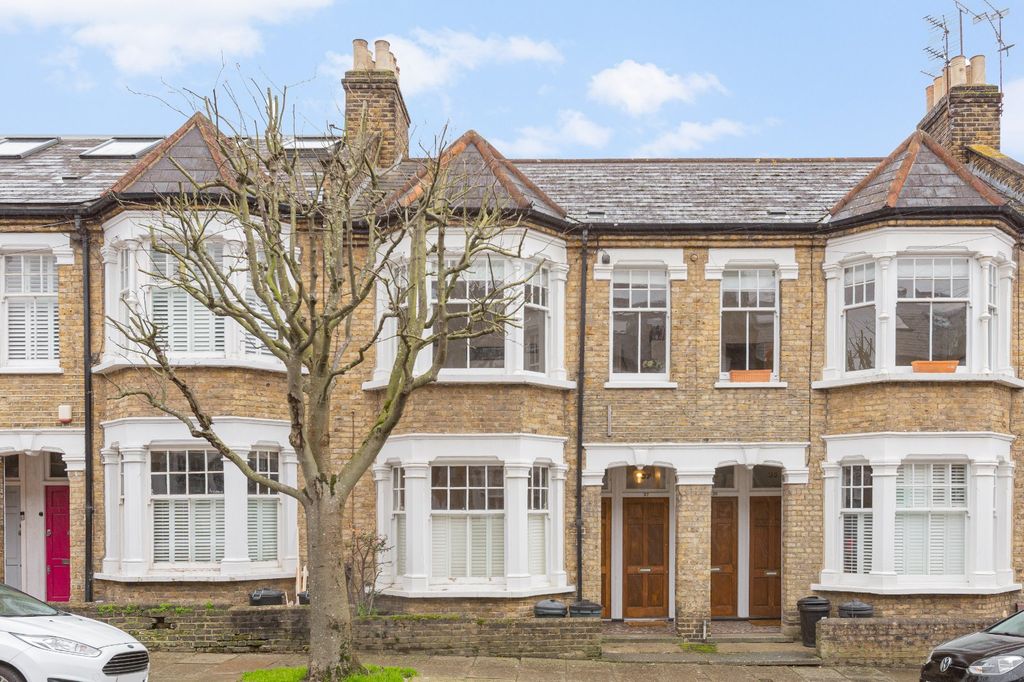 Property photo 1 of 10