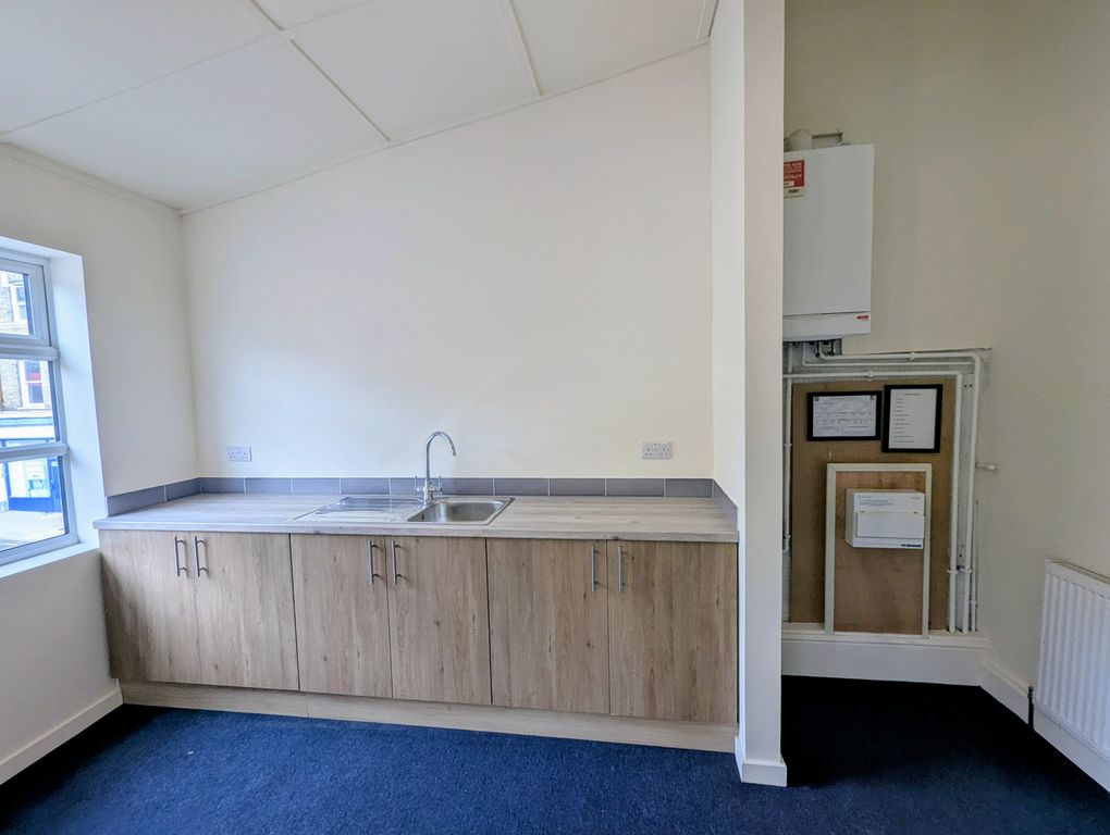 Property photo 3 of 3