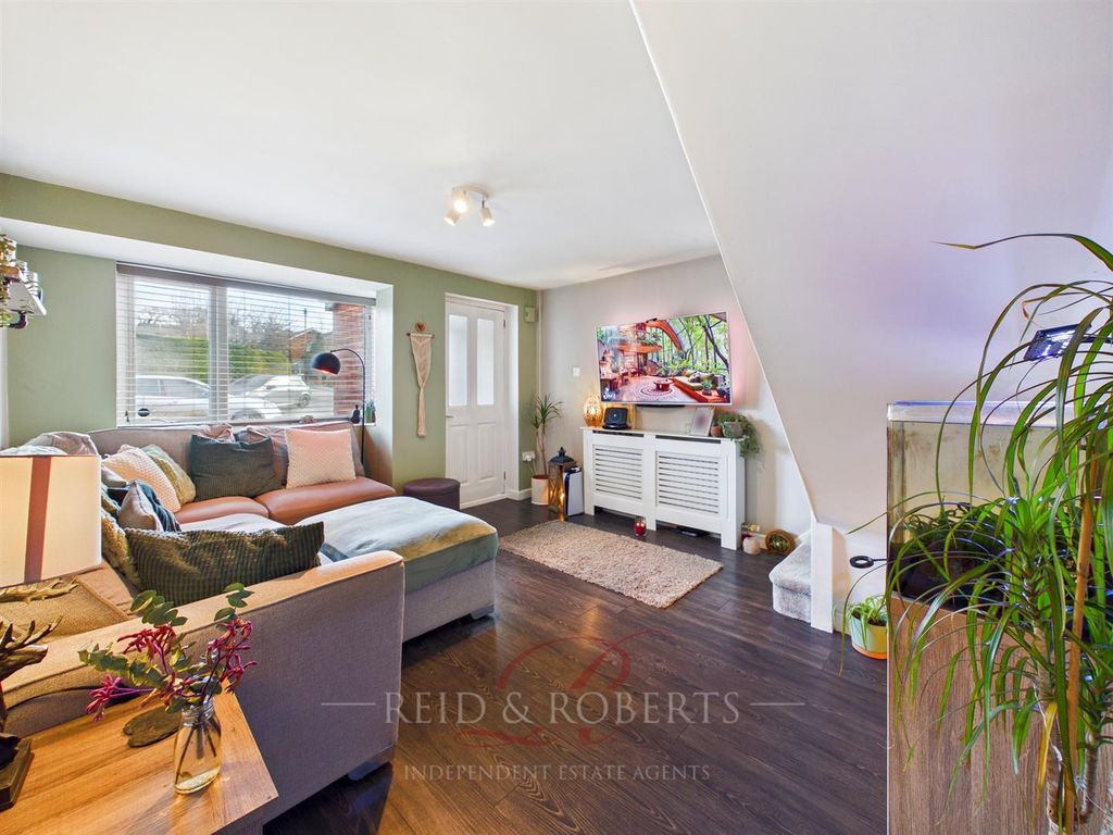 Property photo 2 of 22 Cam03999G0-Pr0216-Still017.Jpg