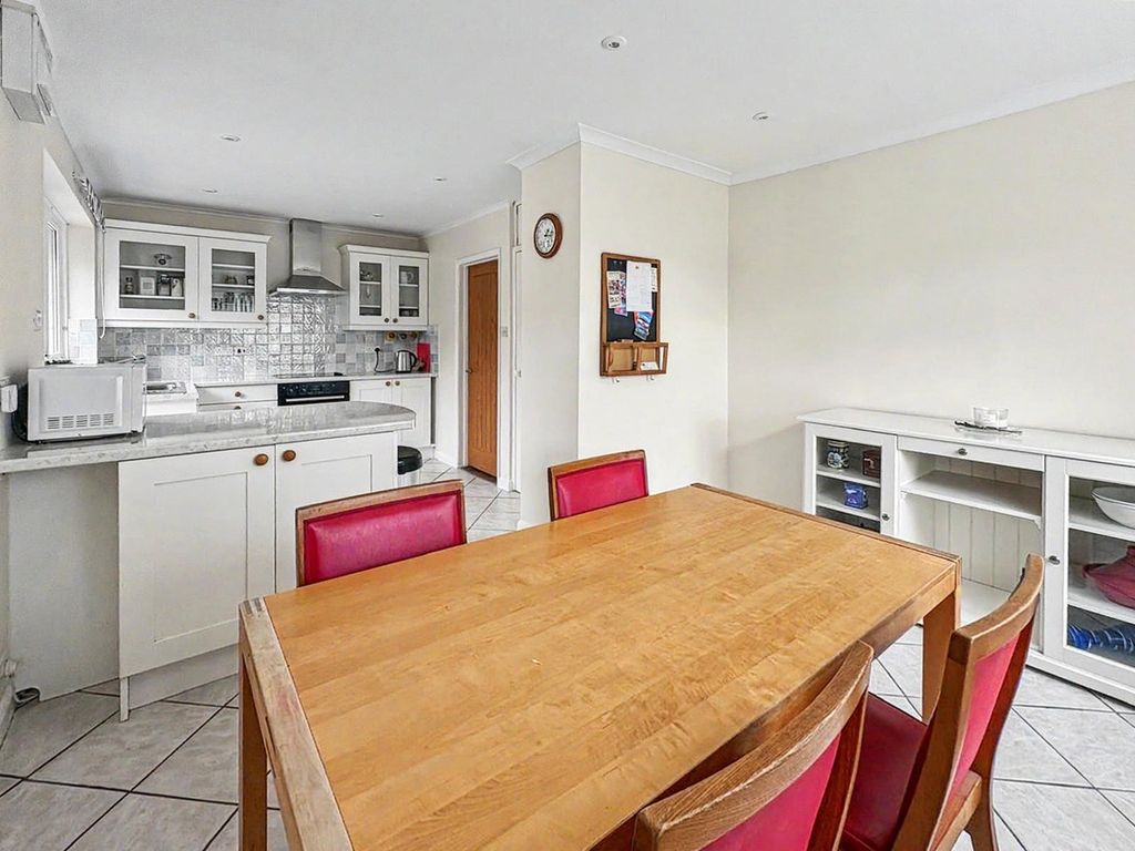 Property photo 3 of 18 Picture No. 63